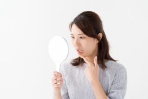 歯並びは理想的?鏡を使ってセルフチェック
