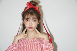 スマイルラインが乱れる理由