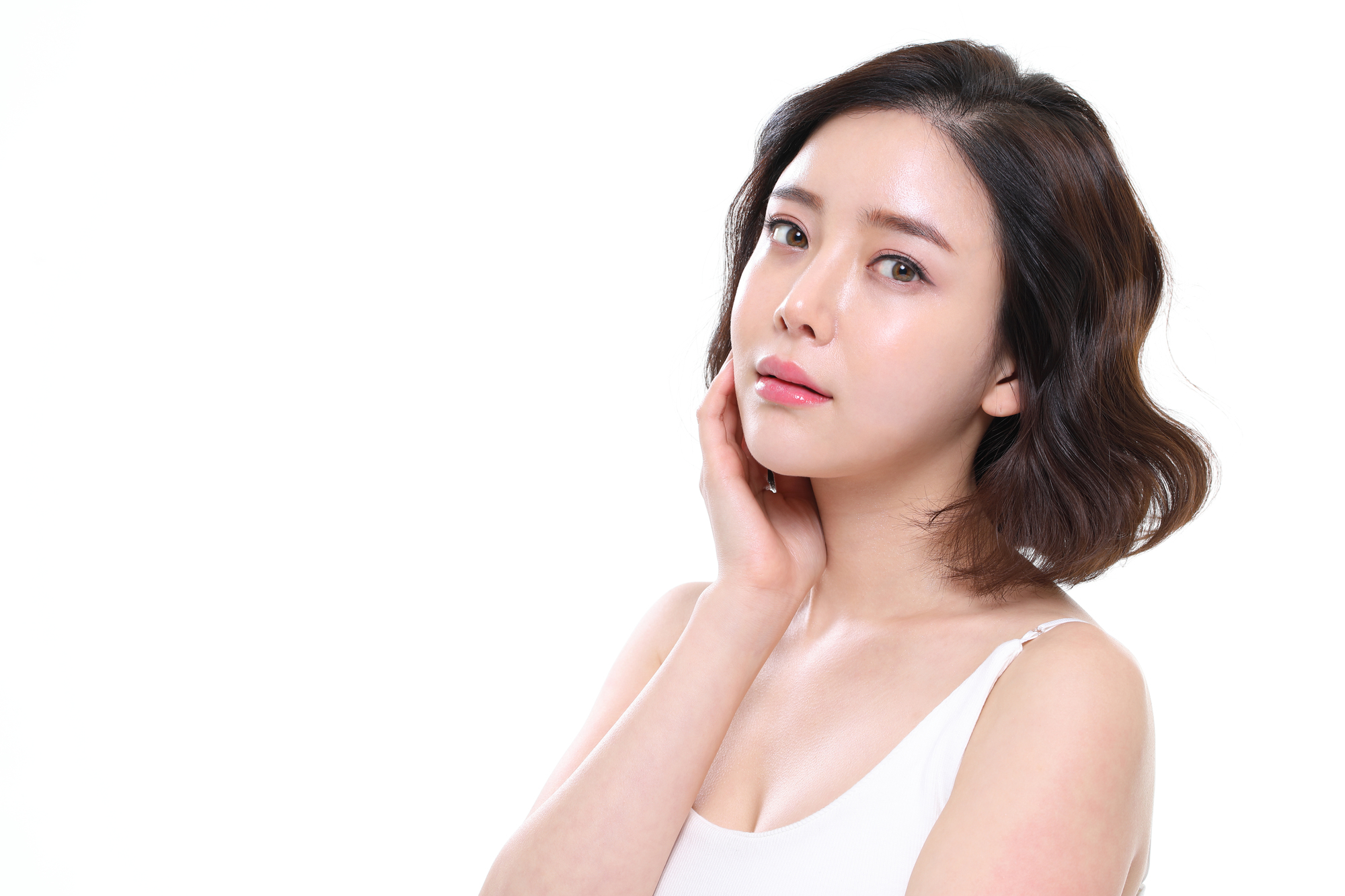 歯並びが悪いのは自分で治せる？リスクとできること・正しい対処法を解説