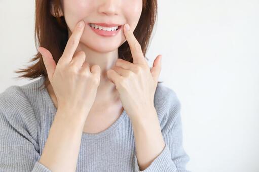 キレイな歯並び2