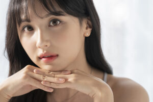 ブラックフィルムで出っ歯を目立たなくして、理想の笑顔を手に入れよう